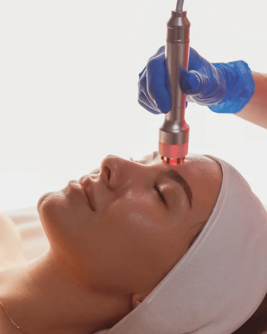 Косметология: микротоки для лица + лимфодренажный массаж. Процедура 1 час, комфортно и без реабилитации. Tulip Medicine, Астана.