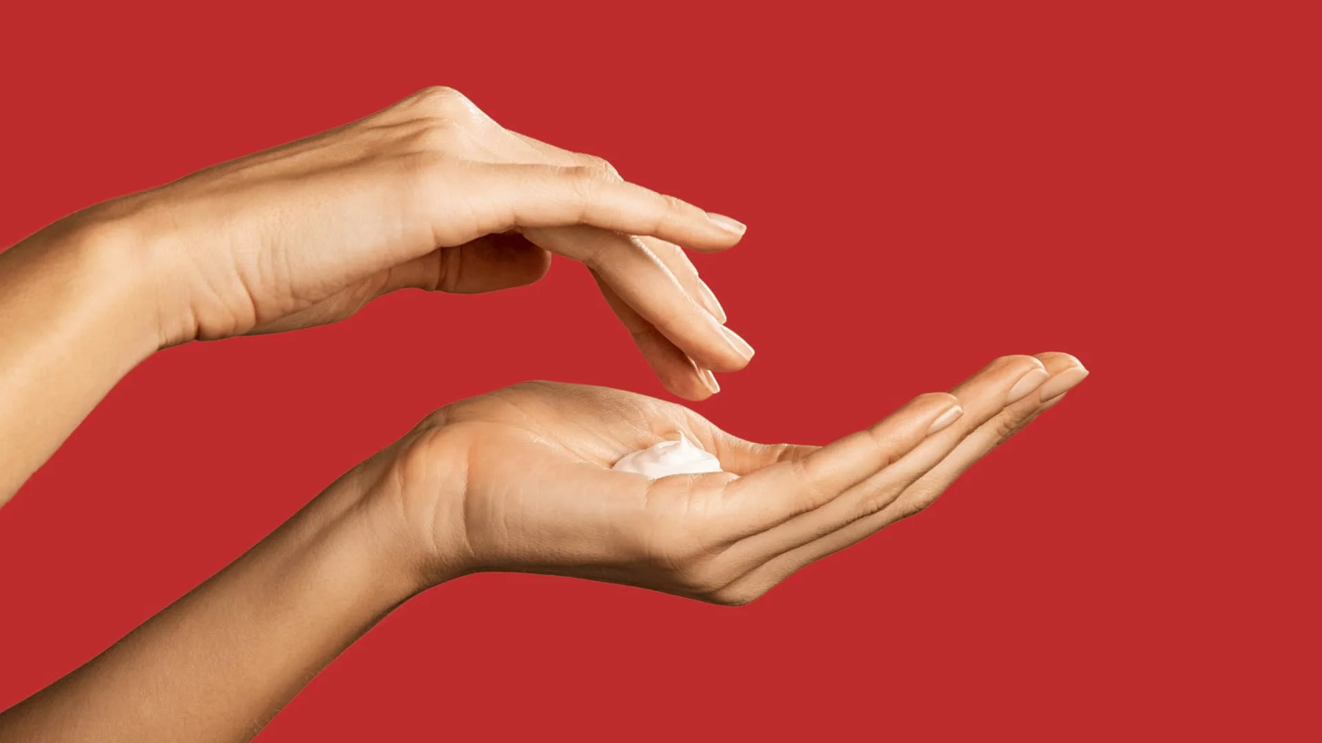 Солнечное лентиго на руках: как фотоомоложение BBL в Астане помогает осветлить пятна, выровнять тон кожи и визуально «омолодить» кисти в Tulip Medicine.